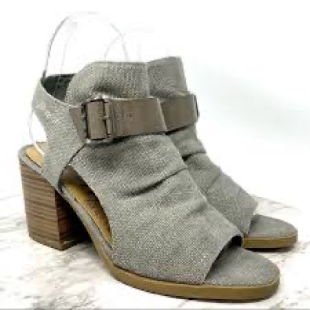 GRAY BLOWFISH OPENED TOE